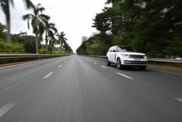 Land Rover Range Rover Front Left Three Quarter Land Rover Range Rover Front Left Three Quarter