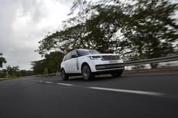 Land Rover Range Rover Front Left Three Quarter Land Rover Range Rover Front Left Three Quarter