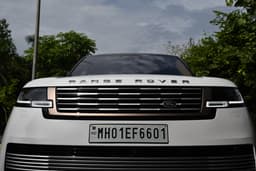 Land Rover Range Rover Front View