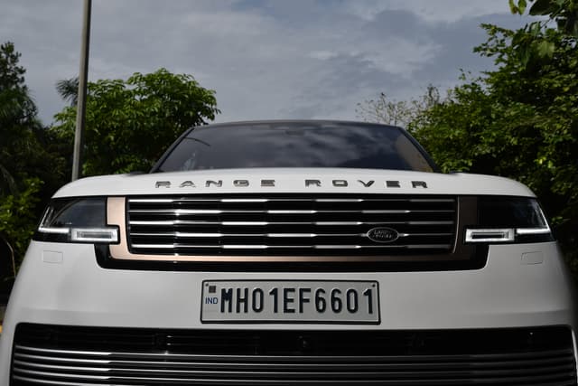 Front View Image - 3830