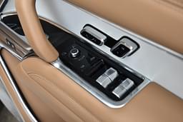 Land Rover Range Rover Console Storage