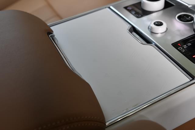 Console Storage Image - 3844