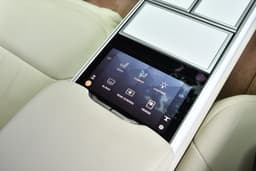 Land Rover Range Rover Infotainment System