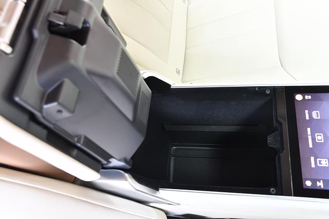 Console Storage Image - 3867