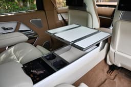 Land Rover Range Rover Second Row Seats