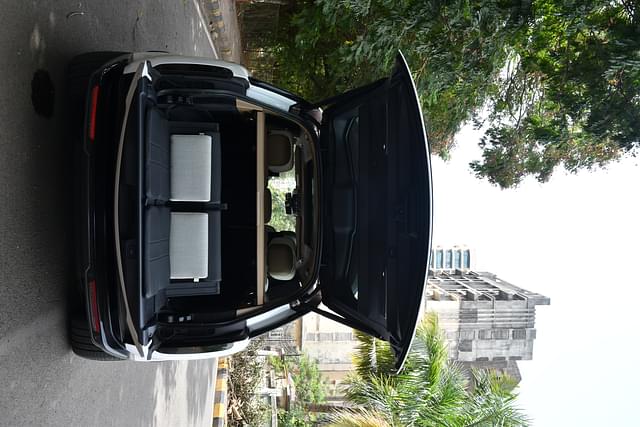 Rear View Image - 3883