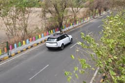 Land Rover Range Rover Rear View Land Rover Range Rover Rear View