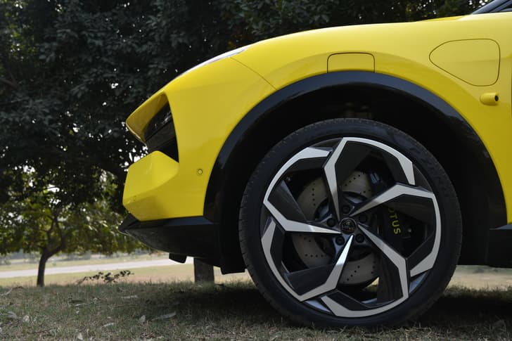 Lotus Eletre Alloy Wheels True
