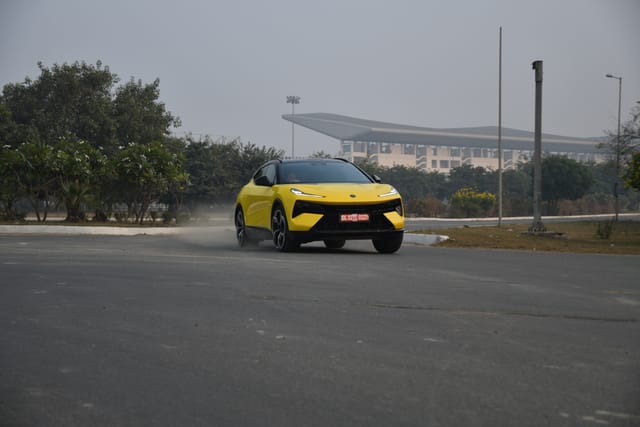 Front Right Three Quarter