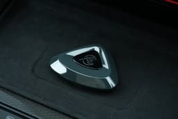 Lotus Emeya Antenna