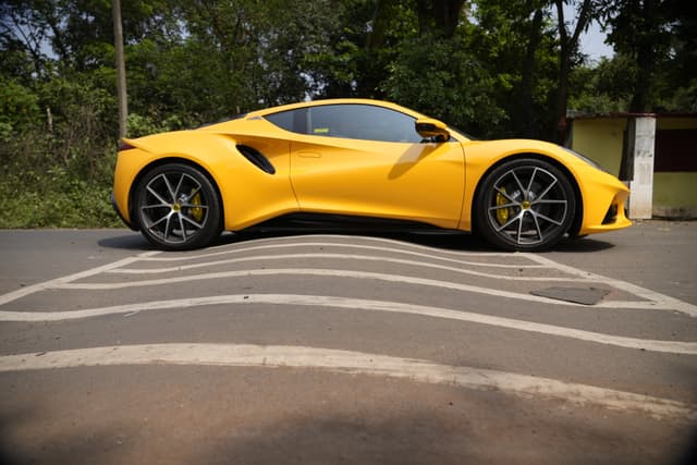 Alloy Wheels Image - 4595