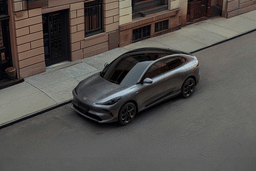 Mg Im6 Front Right Three Quarter