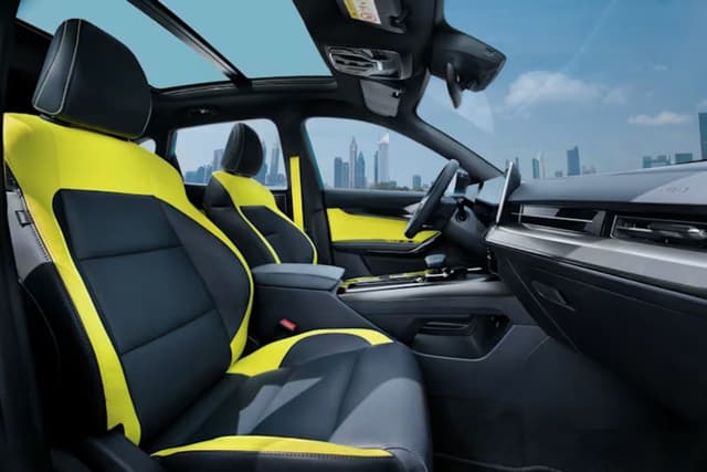 Front Row Seats Image - 33418