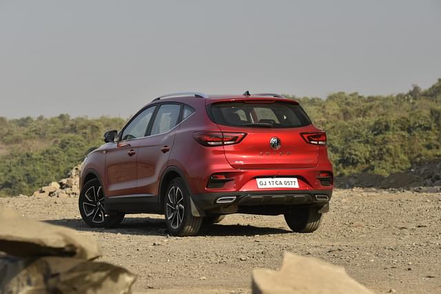 Rear View Image - 7620