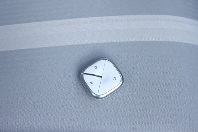 Door Controls Image - 5302