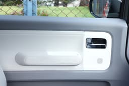 Mg Comet Door Controls