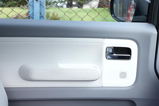 Door Controls Image - 5310