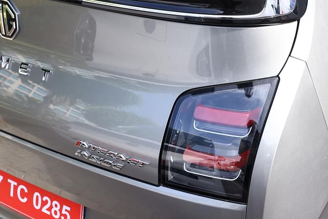Rear View Image - 5316