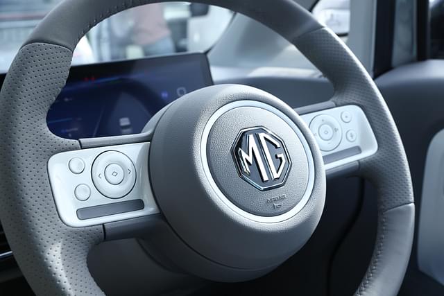 Steering Wheel Image - 5336