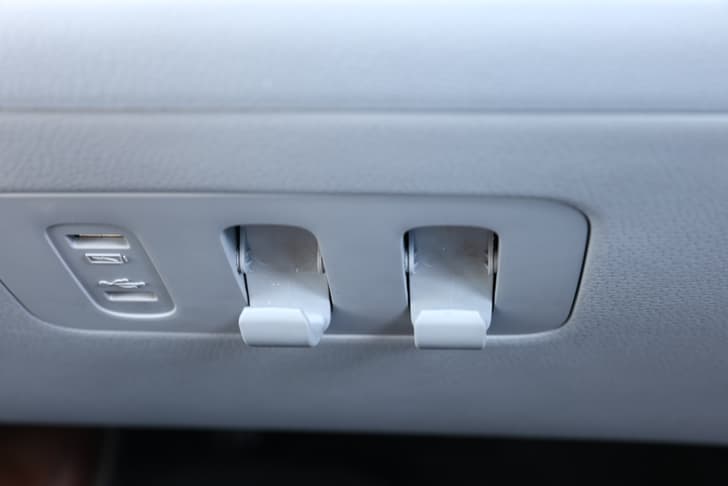 Mg Comet Charging Ports