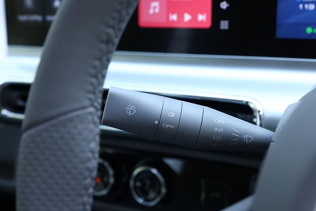 Infotainment System Image - 5352