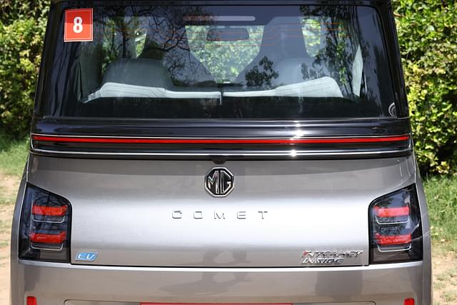 Rear View Image - 5362