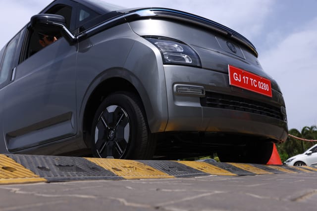 Front Left Three Quarter