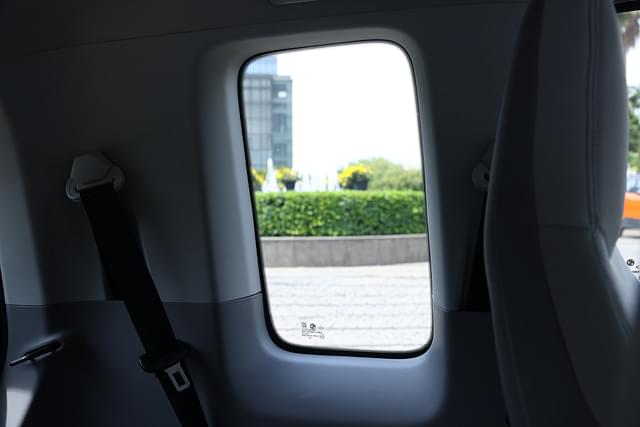 Seat Belts Image - 5384