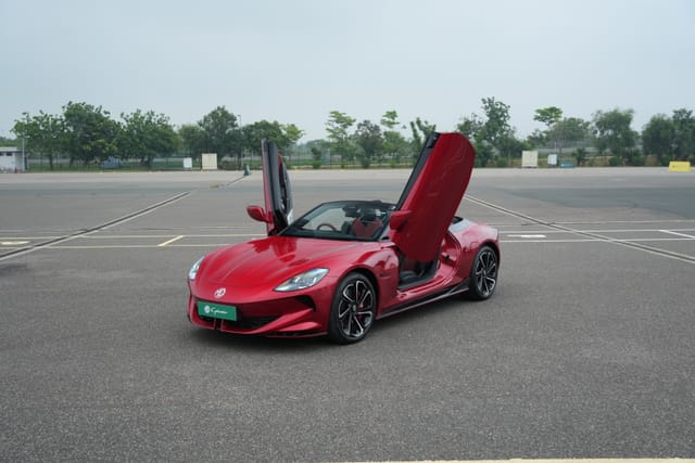 Front Left Three Quarter