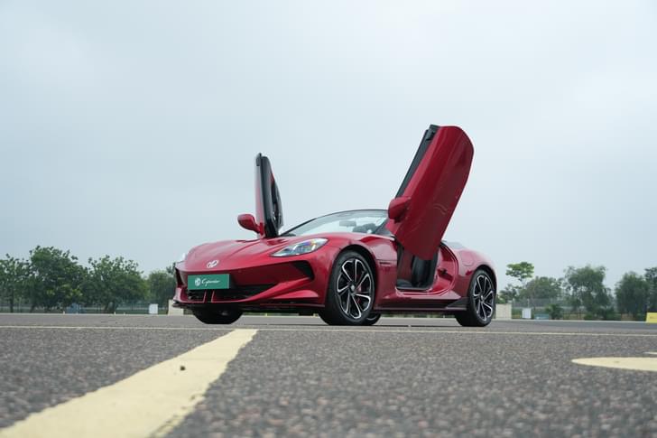 Front Left Three Quarter