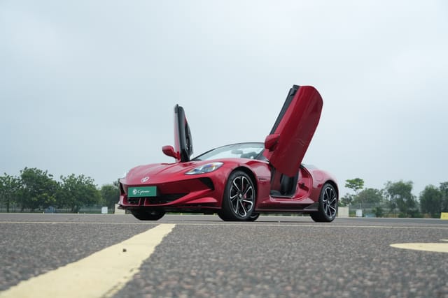 Front Left Three Quarter