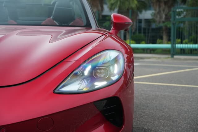 Headlight Image - 20144