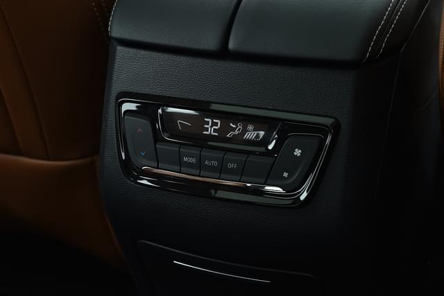 Ac Vents Front Image - 9496
