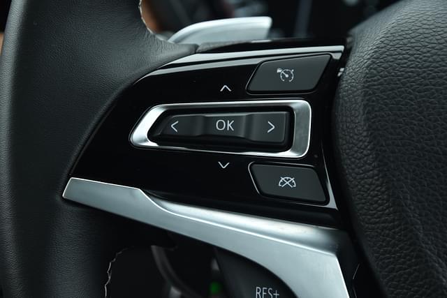 Steering Wheel Image - 9559