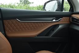 Mg Gloster Color Brown