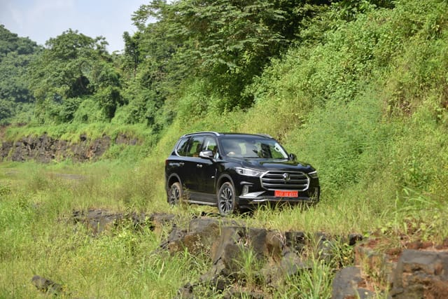 Front Left Three Quarter