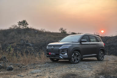 MG Hector