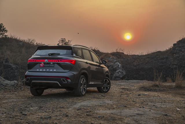 Rear View Image - 2350