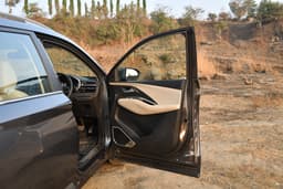 Mg Hector Dashboard