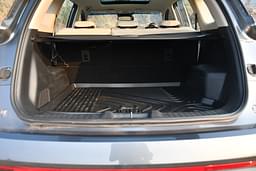 Mg Hector Rear View