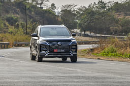 Mg Hector Front View