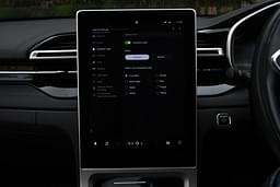 Mg Hector Dashboard