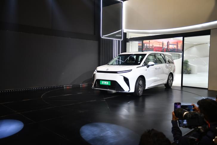 Front Left Three Quarter