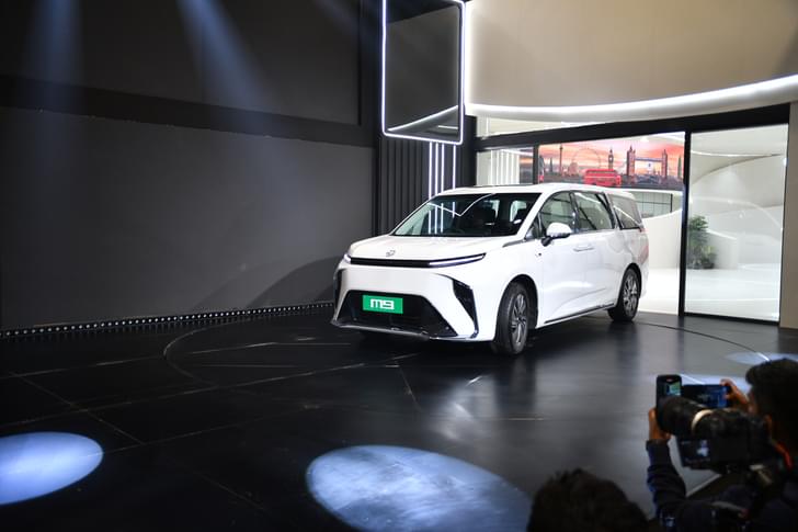 Front Right Three Quarter