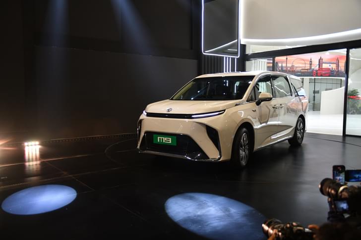 Front Right Three Quarter