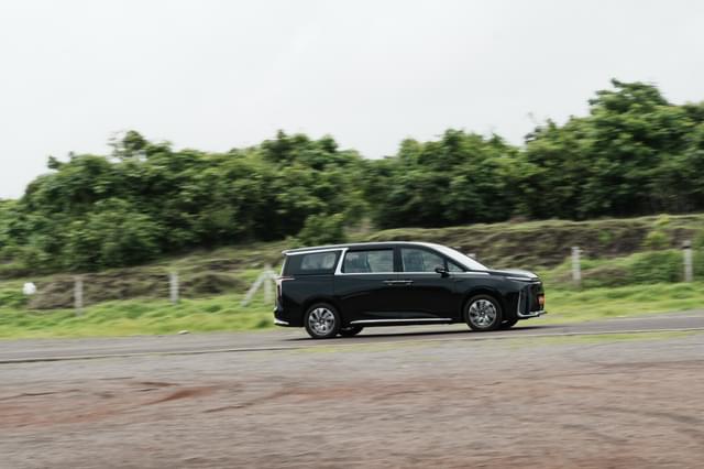 Front Right Three Quarter