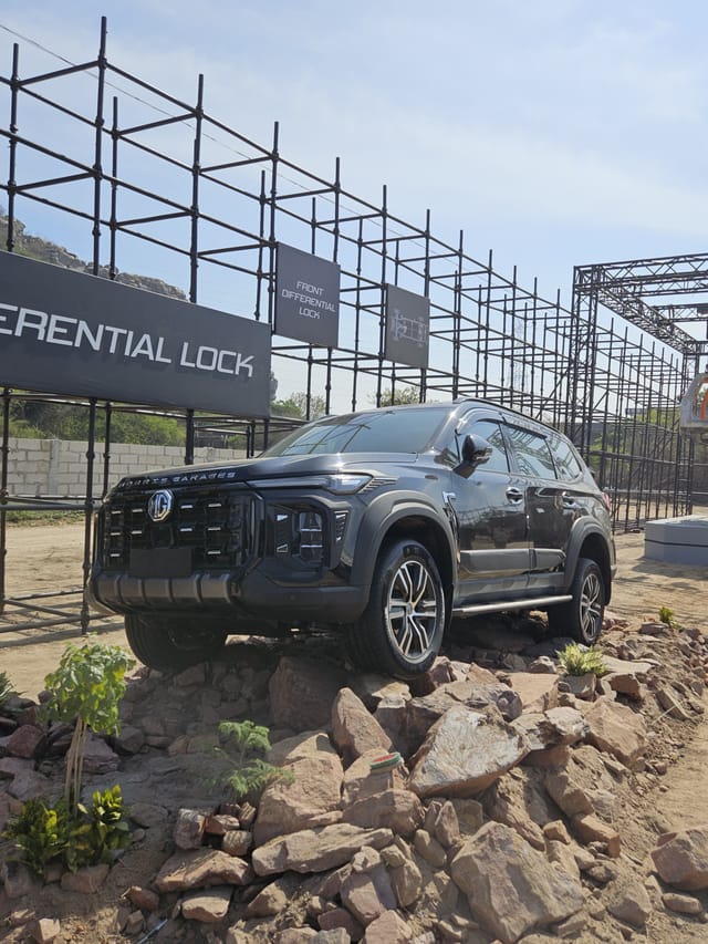 Front Left Three Quarter