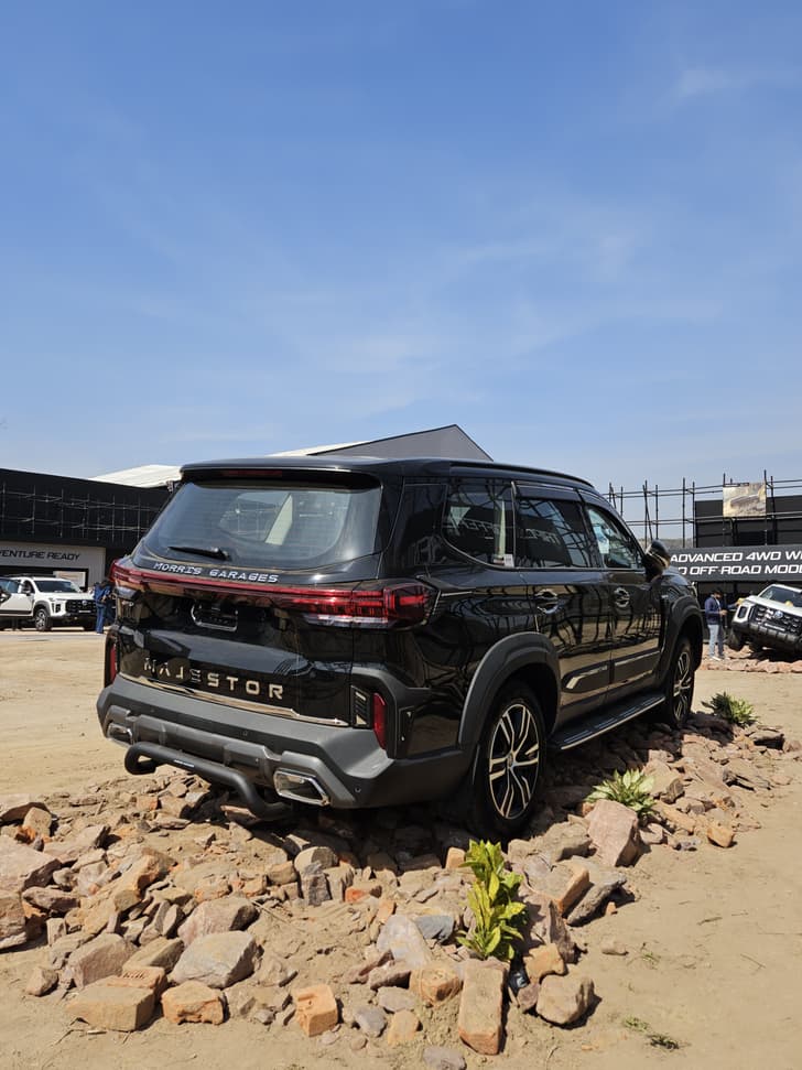 Mg Majestor Rear View