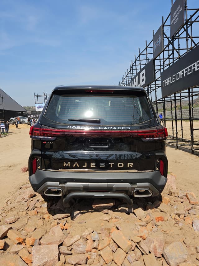 Rear View Image - 33008