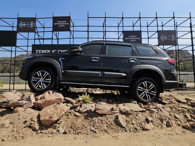 Front Right Three Quarter